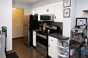 1302 E Washington St, Des Plaines, IL 60016 - Photo 6