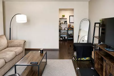 1302 E Washington Street #B1, Des Plaines, IL 60016 - Photo 10