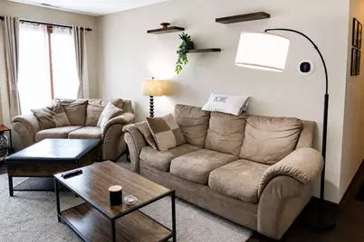 1302 E Washington Street #B1, Des Plaines, IL 60016 - Photo 12