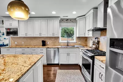 5613 Howard Avenue, La Grange Highlands, IL 60525 - Photo 18