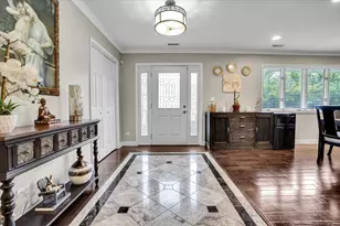 5613 Howard Ave, La Grange Highlands, IL 60525 - Photo 4
