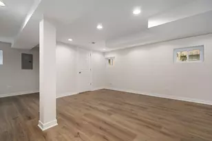9136 S Union Ave, Chicago, IL 60620 - Photo 16