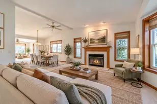 2724 Bluegrass Ct, Grayslake, IL 60030 - Photo 6