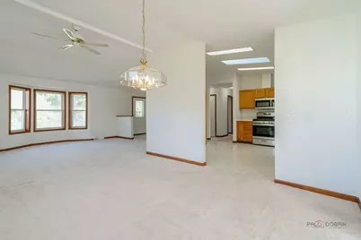 2724 Bluegrass Court, Grayslake, IL 60030 - Photo 12