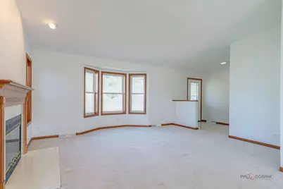 2724 Bluegrass Court, Grayslake, IL 60030 - Photo 8