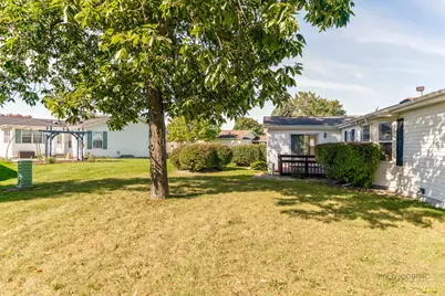 2724 Bluegrass Court, Grayslake, IL 60030 - Photo 42
