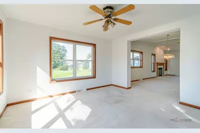 2724 Bluegrass Court, Grayslake, IL 60030 - Photo 18