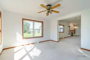 2724 Bluegrass Ct, Grayslake, IL 60030 - Photo 18