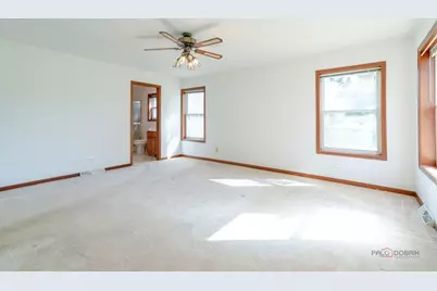 2724 Bluegrass Court, Grayslake, IL 60030 - Photo 28