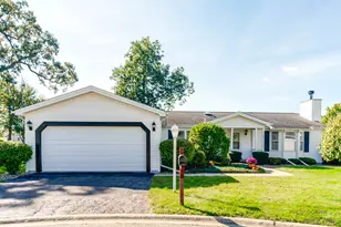 2724 Bluegrass Ct, Grayslake, IL 60030 - Photo 1