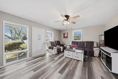 2112 219th Street, Sauk Village, IL 60411 - Photo 10