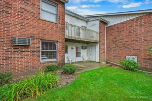 1372 Cunat Ct, Lake in the Hills, IL 60156 - Photo 14