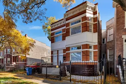 631 N Monticello Avenue, Chicago, IL 60624 - Photo 2