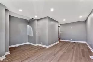 631 N Monticello Ave, Chicago, IL 60624 - Photo 12