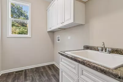 811 Freemont Street, Yorkville, IL 60560 - Photo 12