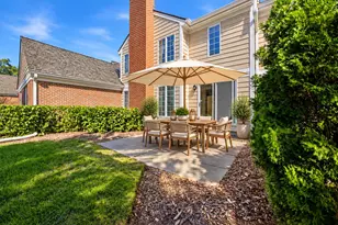 1393 Shire Cir, Inverness, IL 60067 - Photo 20
