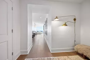 363 E Wacker Dr, Chicago, IL 60601 - Photo 2