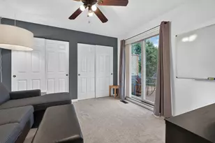 3253 N Bay Ct, Chicago, IL 60618 - Photo 14