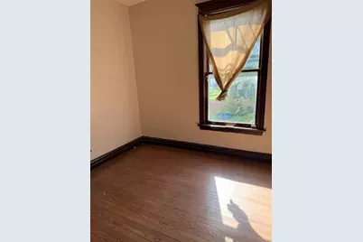 911 W 84th Street, Chicago, IL 60620 - Photo 6
