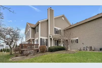 1312 Sandhurst Lane #1312, South Elgin, IL 60177 - Photo 2