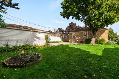 9733 Addison Avenue, Franklin Park, IL 60131 - Photo 12