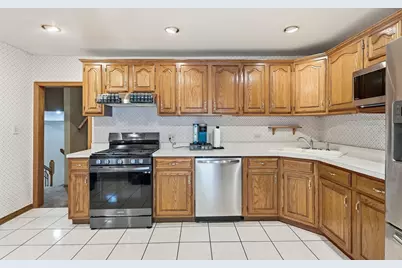 341 W Wood Avenue, Peotone, IL 60468 - Photo 4
