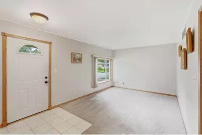 341 W Wood Avenue, Peotone, IL 60468 - Photo 6