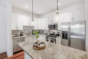 2235 N Lister Ave, Chicago, IL 60614 - Photo 4