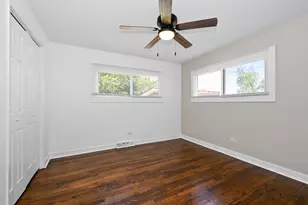 4024 W 106th St, Oak Lawn, IL 60453 - Photo 6