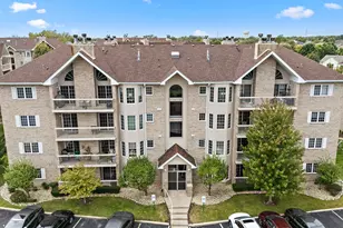 7747 Bristol Park Dr, Tinley Park, IL 60477 - Photo 2