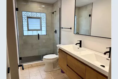 2538 W Arthur Avenue #2, Chicago, IL 60645 - Photo 12