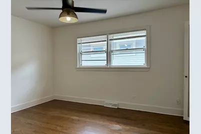 2538 W Arthur Avenue #2, Chicago, IL 60645 - Photo 10