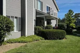 1326 Barclay Ln, Deerfield, IL 60015 - Photo 28