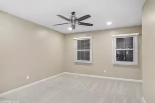 1252 Marywood Ct, Aurora, IL 60505 - Photo 8