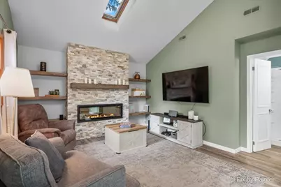 3601 Bluebird Lane, Rolling Meadows, IL 60008 - Photo 10