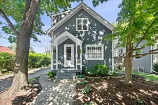 1213 Oakton St, Evanston, IL 60202 - Photo 1