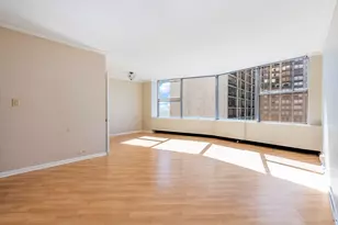 5757 N Sheridan Rd, Chicago, IL 60660 - Photo 4
