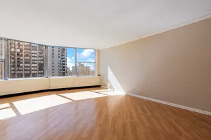 5757 N Sheridan Rd, Chicago, IL 60660 - Photo 12