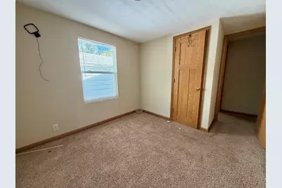 9728 Smythe Avenue, Machesney Park, IL 61115 - Photo 10
