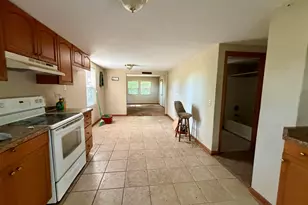 9728 Smythe Ave, Machesney Park, IL 61115 - Photo 4