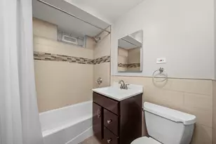 2026 W Charleston Ave, Chicago, IL 60647 - Photo 6