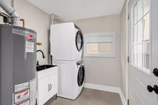 424 N Central Ave, Wood Dale, IL 60191 - Photo 12