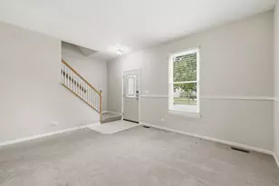 867 Rebecca Ln, Bolingbrook, IL 60440 - Photo 4