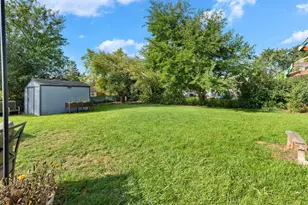7018 Plumtree Ln, Hanover Park, IL 60133 - Photo 22