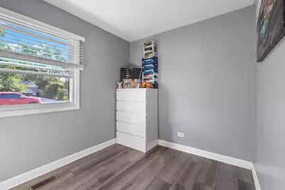 7018 Plumtree Lane, Hanover Park, IL 60133 - Photo 14