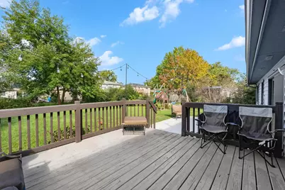 7018 Plumtree Lane, Hanover Park, IL 60133 - Photo 18
