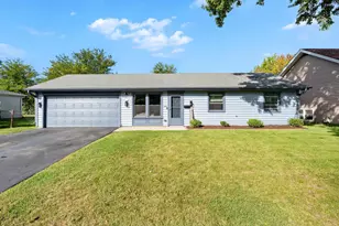 7018 Plumtree Ln, Hanover Park, IL 60133 - Photo 1