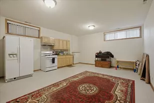 2911 S Farrell St, Chicago, IL 60608 - Photo 16