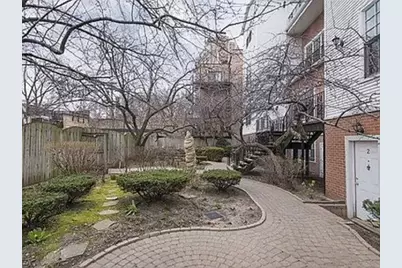200 W Menomonee Street #14, Chicago, IL 60614 - Photo 8