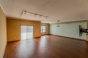 153 Pointe Dr, Northbrook, IL 60062 - Photo 12